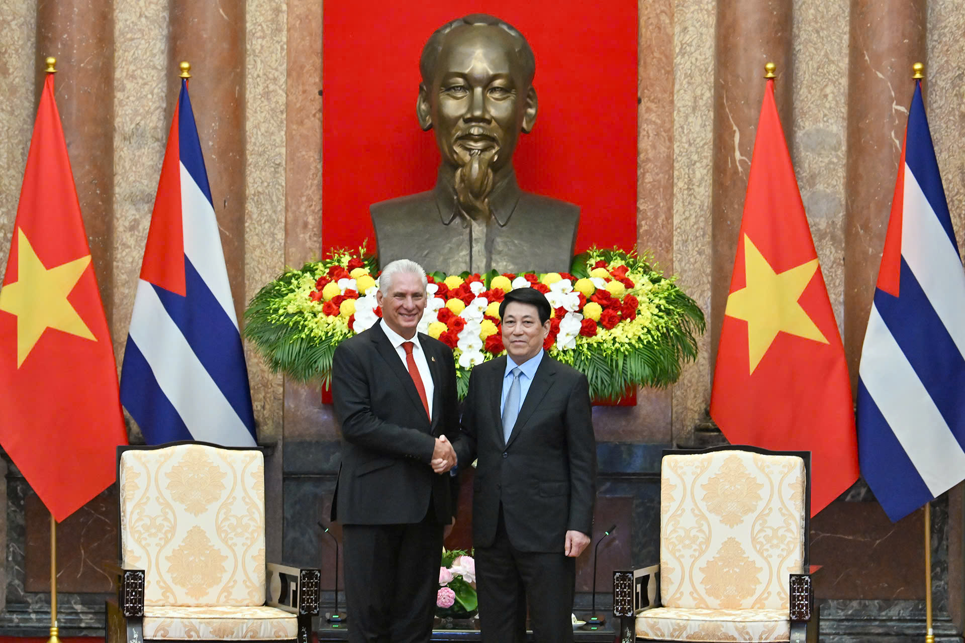 Bí thư thứ nhất, Chủ tịch nước Cuba Miguel Díaz-Canel Bermúdez hội kiến Chủ tịch nước Lương Cường